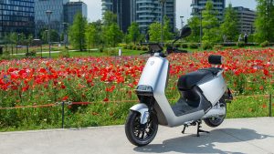 Il nuovo YADEA G5S elettrico arriva in Italia: quanto costa con Ecobonus 2022? - Everyeye Auto