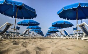 Spiagge Libere, l'allarme di Legambiente: "troppe concessioni e canoni mai riscossi" - Quotidiano online