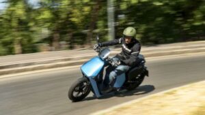 Ecobonus 2022 | Incentivi: arrivano altri 20 milioni per scooter e moto elettrici - Motorbox - NEWS110