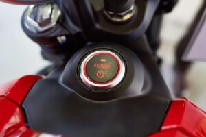 Tornano gli incentivi per l'acquisto di moto e scooter elettrici - Il Reporter