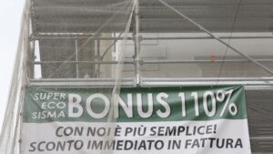 Così l'inflazione rema contro Superbonus 110% e bonus edilizi. Sicuri che lo sconto della fattura convenga ancora - MilanoFinanza.it - Milano Finanza
