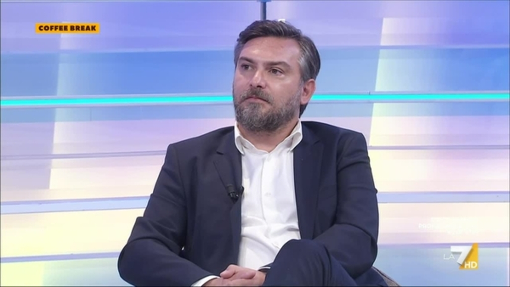 Dl Aiuti, Riccardo Ricciardi-M5S: "La transizione ecologica si fa con provvedimenti come il Superbonus" - La7