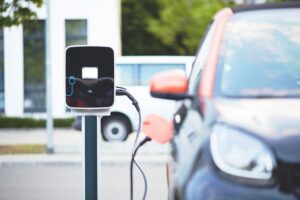Ecobonus auto elettriche 2022 e bonus colonnine: funzionamento e novità - Informazione Ambiente