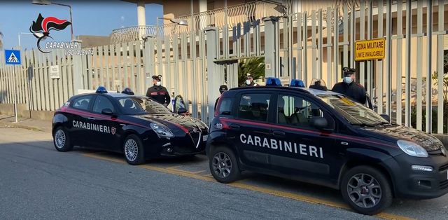 Estorsioni a Vibo Valentia, le mani delle 'ndrine sulla raccolta dei rifiuti: cinque arresti - Corriere della Calabria