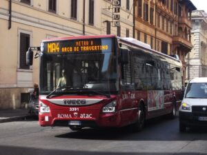 M5S: “Auto elettrica opportunità, ma serve anche un Tpl migliore” - Motor1 Italia