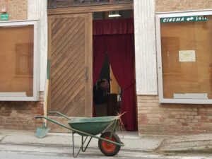 Villastellone: sono iniziati i lavori al cinema parrocchiale Jolly - Il carmagnolese