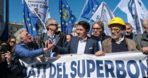 Conte capeggia gli “esodati del Superbonus”, ma sono un prodotto della sua legge - Il Foglio