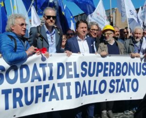 Superbonus: a Roma la manifestazione degli esodati, in piazza anche Conte - Radio Colonna