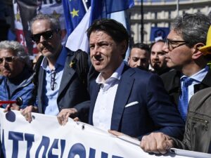 Superbonus, aiuti e mascherine. Buttati 100 miliardi grazie a Conte - ilGiornale.it