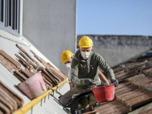 Superbonus, detrazioni spalmate in 10 anni anziché 4: cosa cambia con le proroghe - Corriere della Sera