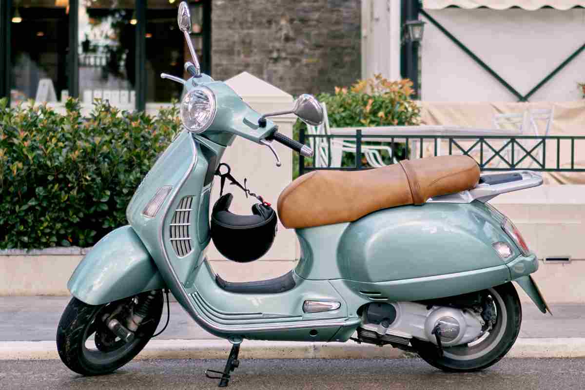 Vespa con il 40% di sconto, l'offerta è folle: stanno andando a ruba