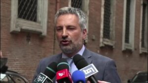 Speranzon (FdI): "Grazie a Governo economia italiana cresce, altro che salario minimo e superbonus" - Il Sole 24 ORE