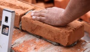 Superbonus, l'allarme di Cgil e Uil: "Tantissimi lavoratori edili a rischio licenziamento, una tragedia"
