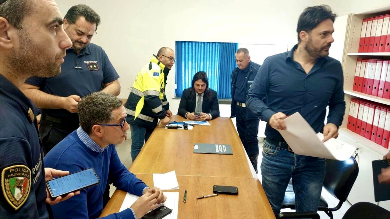 Campi Flegrei, la richiesta del sindaco di Bacoli: "Sisma bonus per le case subito"