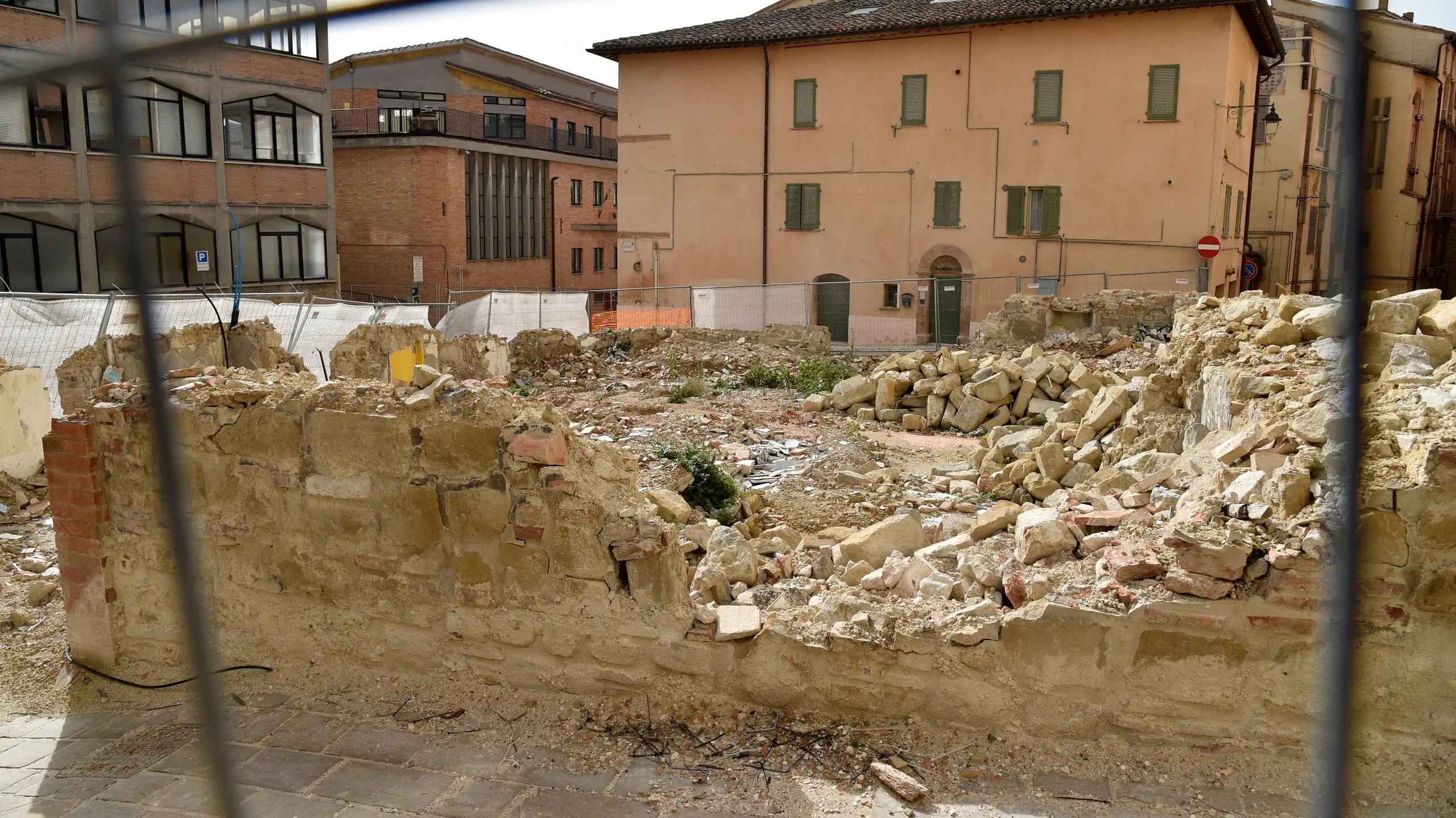 Danni del terremoto a Camerino