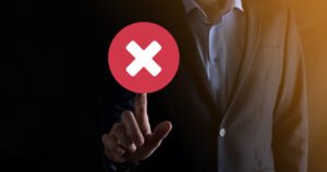 Condono edilizio: legittimo l'annullamento in autotutela per opere difformi
