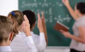 Ultim'ora, introdotto il primissimo Superbonus scuola: non dovete più cacciare un euro per far studiare i vostri figli - managementcue.it